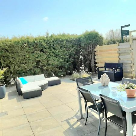 Huisje Finn, Met Grote Tuin En Veel Privacy Dirkshorn Екстериор снимка